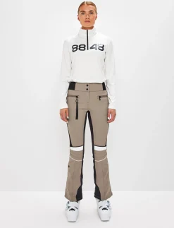8848 Altitude Klader|Adela W Pant - Fallen Rock
